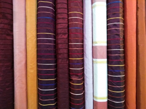 Plain & ribbed silks on rolls